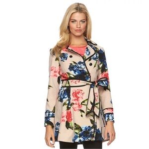 Elle size 8 trench coat